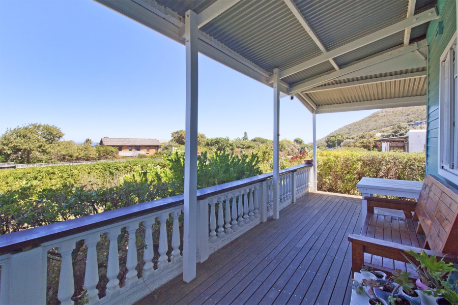 To Let 5 Bedroom Property for Rent in Scarborough Western Cape